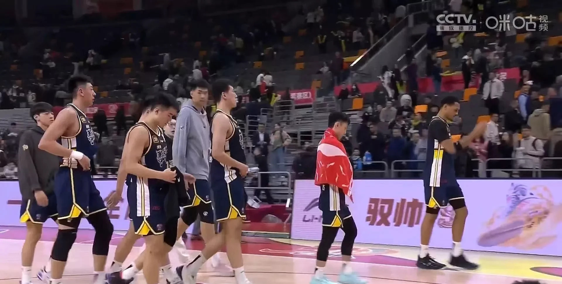 吉林队被对手完胜，表现糟糕的简单介绍