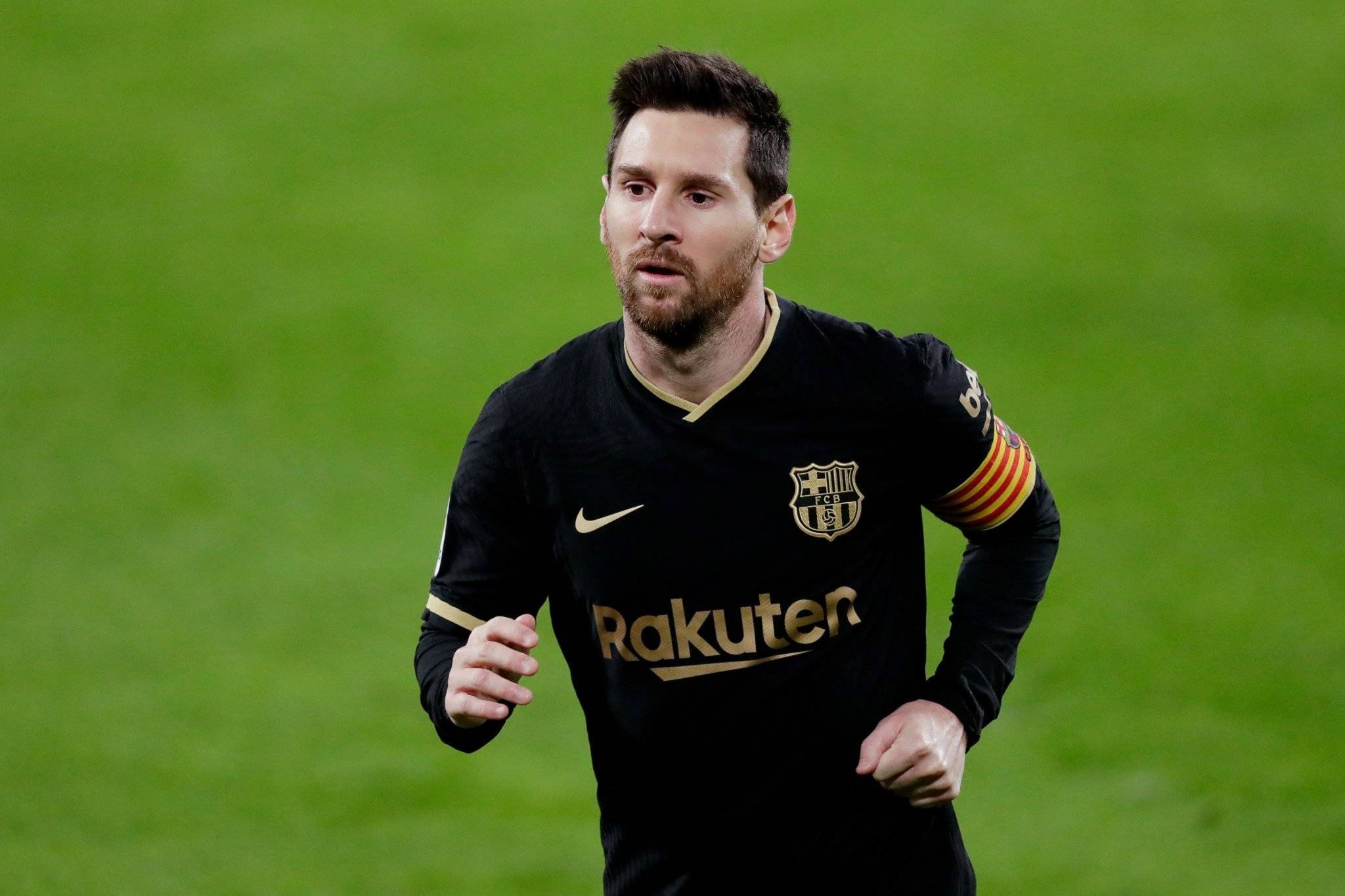 梅西在巴萨对阵格拉纳达的比赛中取得进球