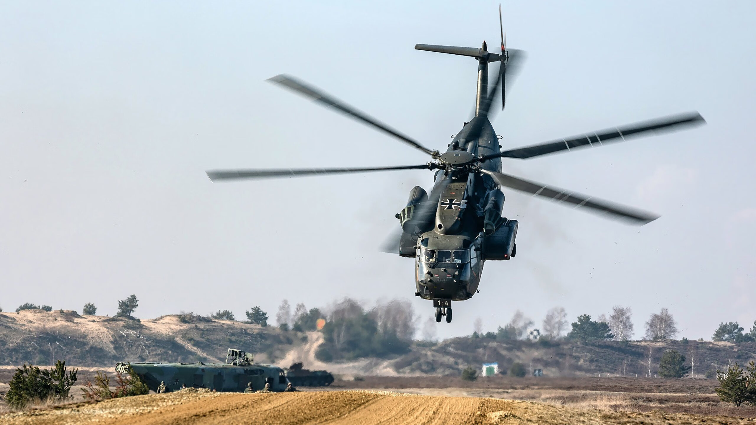 世俱杯分组-掘金淘汰赛过关开拓者，詹姆斯欧冠半决赛接管比赛，体育赛场上的领袖风采