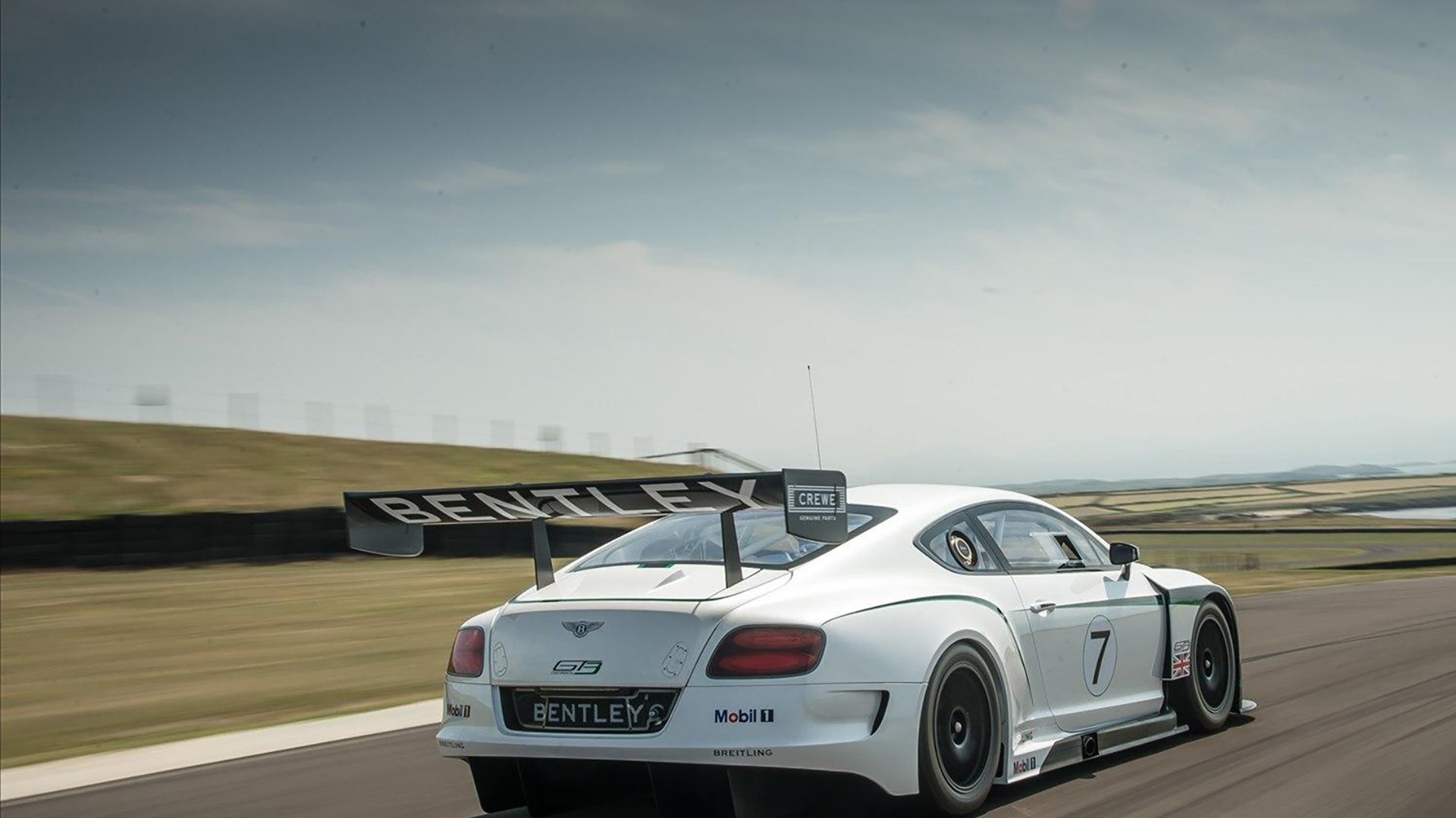 剑指南冠！拜仁完胜切尔西，罗德里戈化身关键先生