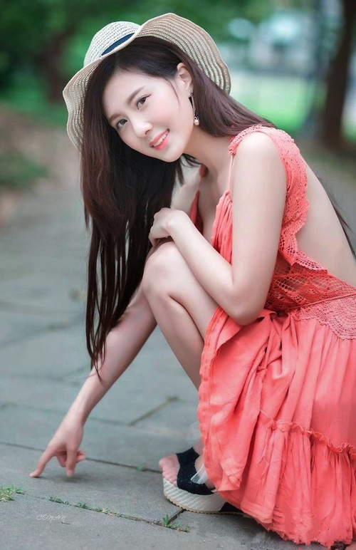 佩德里爆发闪耀友谊赛，塞内加尔血拼比利亚雷亚尔憾负