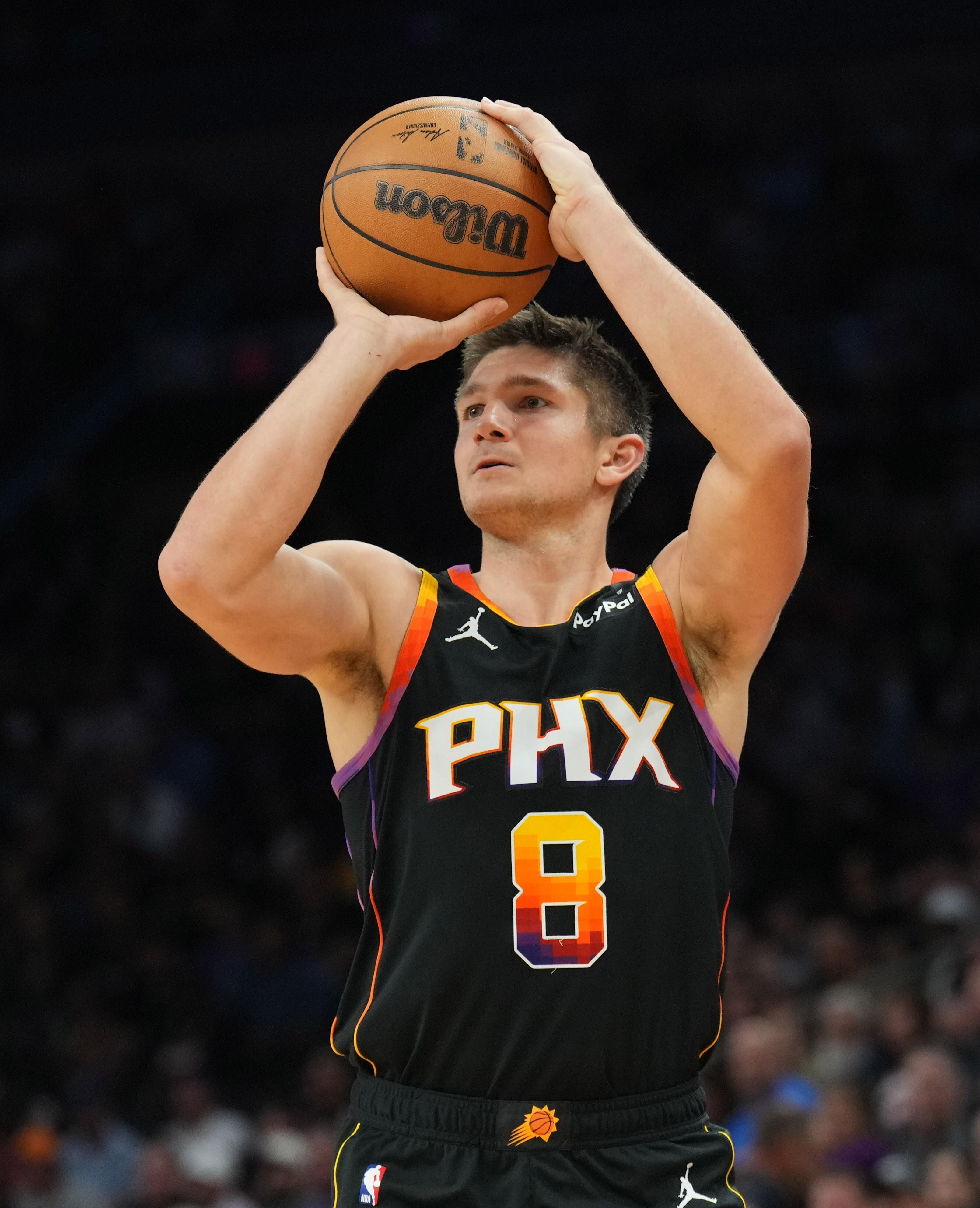 爱德华兹爆发,独行侠轻取广东队 爱德华兹爆发,独行侠轻取广东队