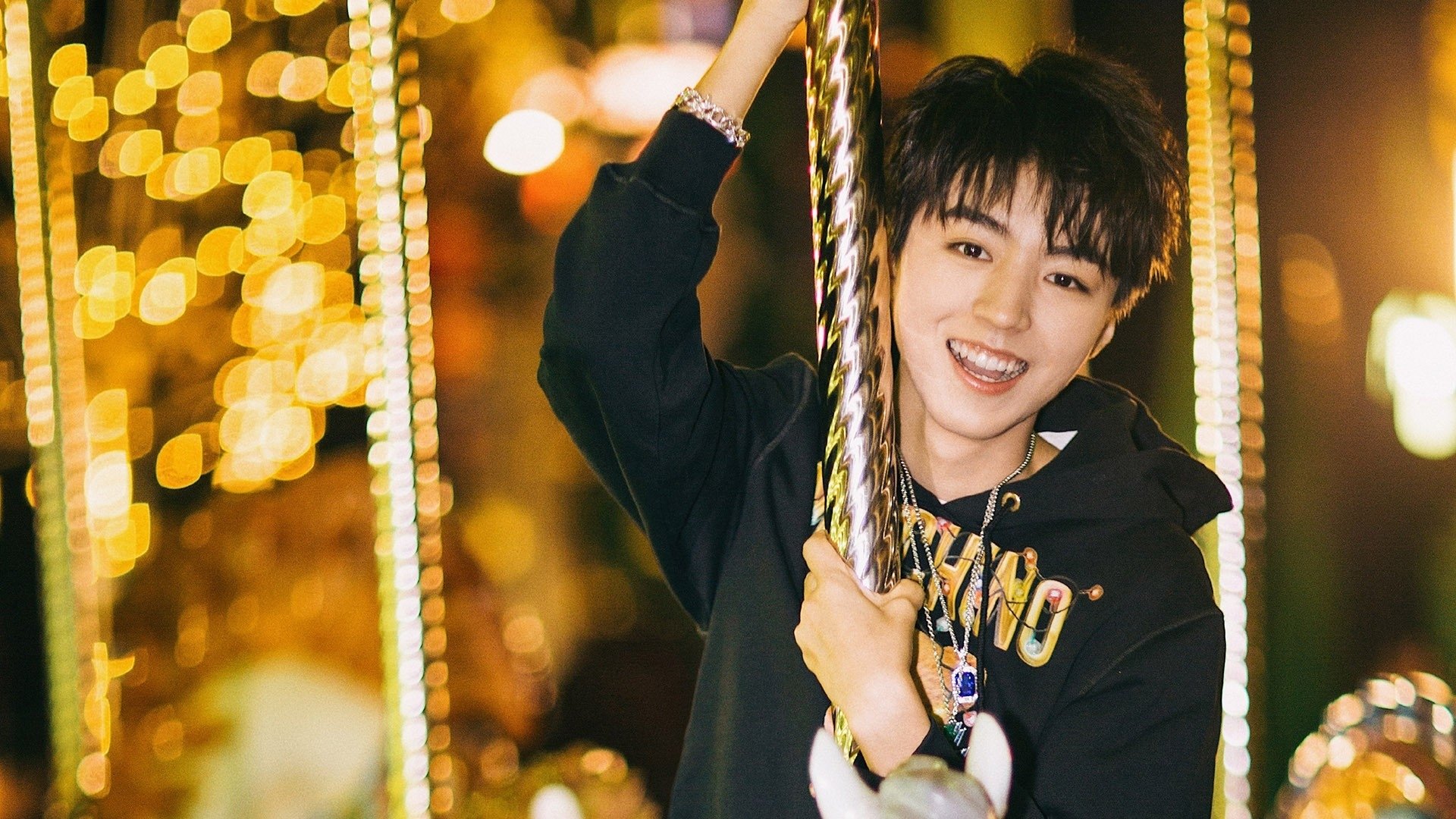 阿拉伯半岛燃起非洲雄狮烈火,蒂亚戈压制级表现如何撕碎冷门剧本