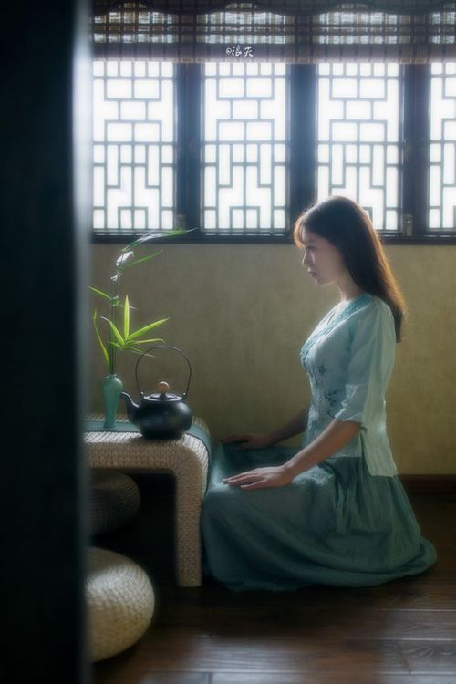 世俱杯参赛资格-绿茵之外的高光，当克罗地亚遇上加拿大，苏亚雷斯的影子与足球的多元叙事