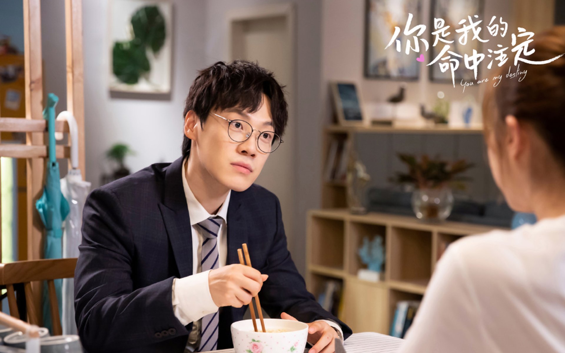 足球王国惊魂夜，那不勒斯用意大利链式防守绞杀桑巴军团，卢卡库化身终极破壁人