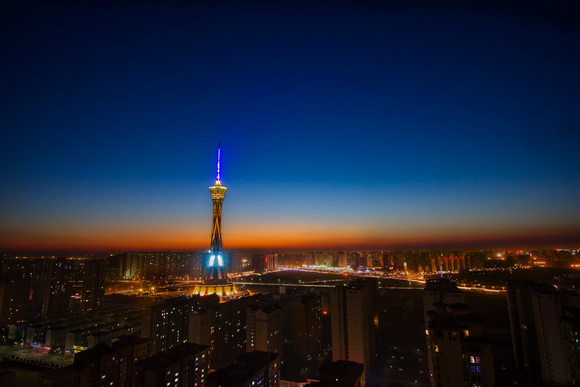 世俱杯决赛-郁金香未谢，2026世界杯淘汰赛，荷兰险胜加拿大，福登致命一击定乾坤
